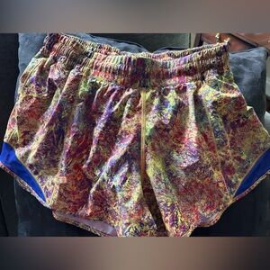 Lululemon seawheeze half marathon hotty shorts